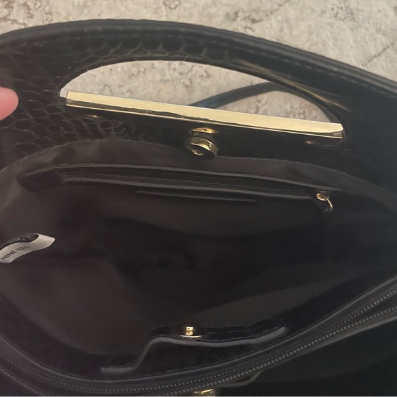 Nine West Black Faux Croc Bucket Bag with Adjustable and Detachable Strap - Picture 9 of 10